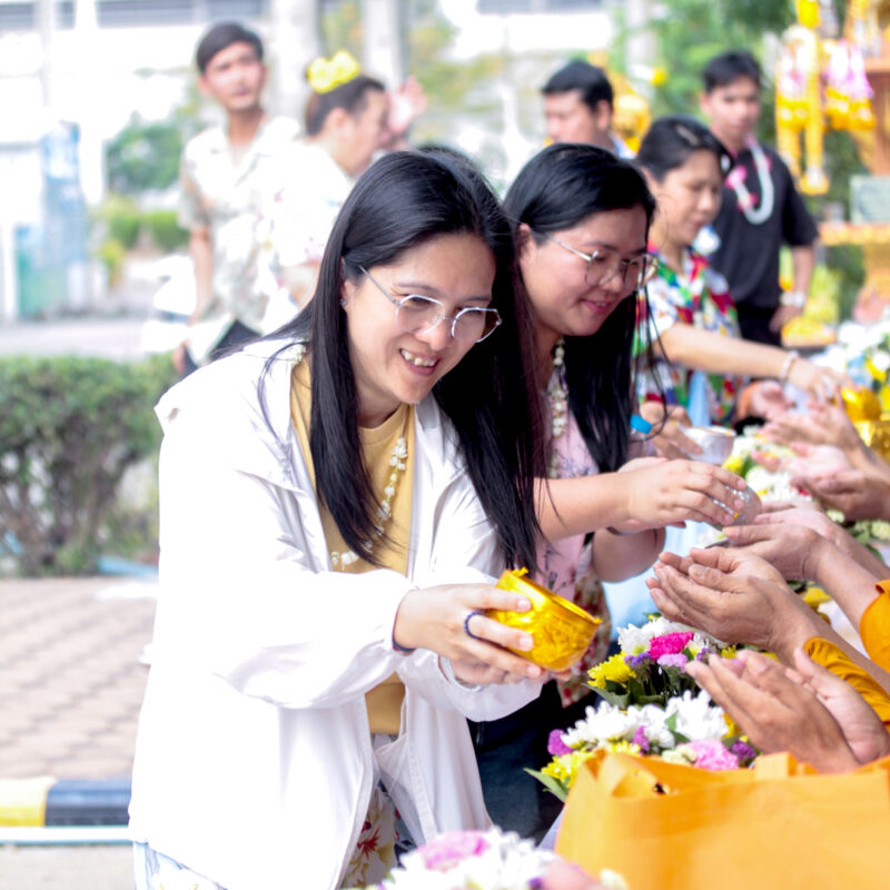 songkran 10-4-69-2